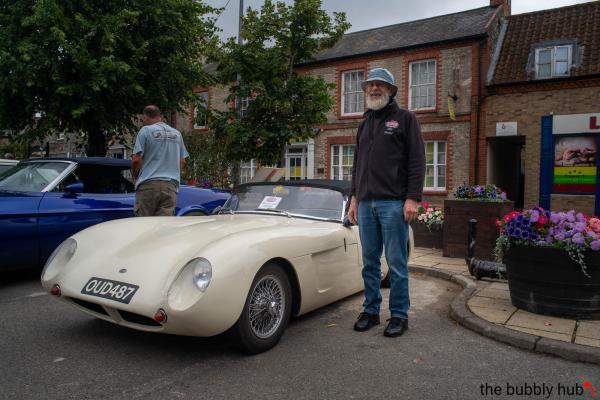 20230723-Vintage-Car-Bubbly-Hub-031