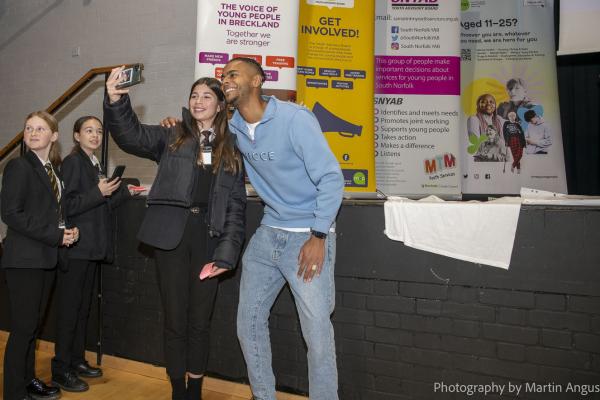 20231116-YAB-Carnegie-358